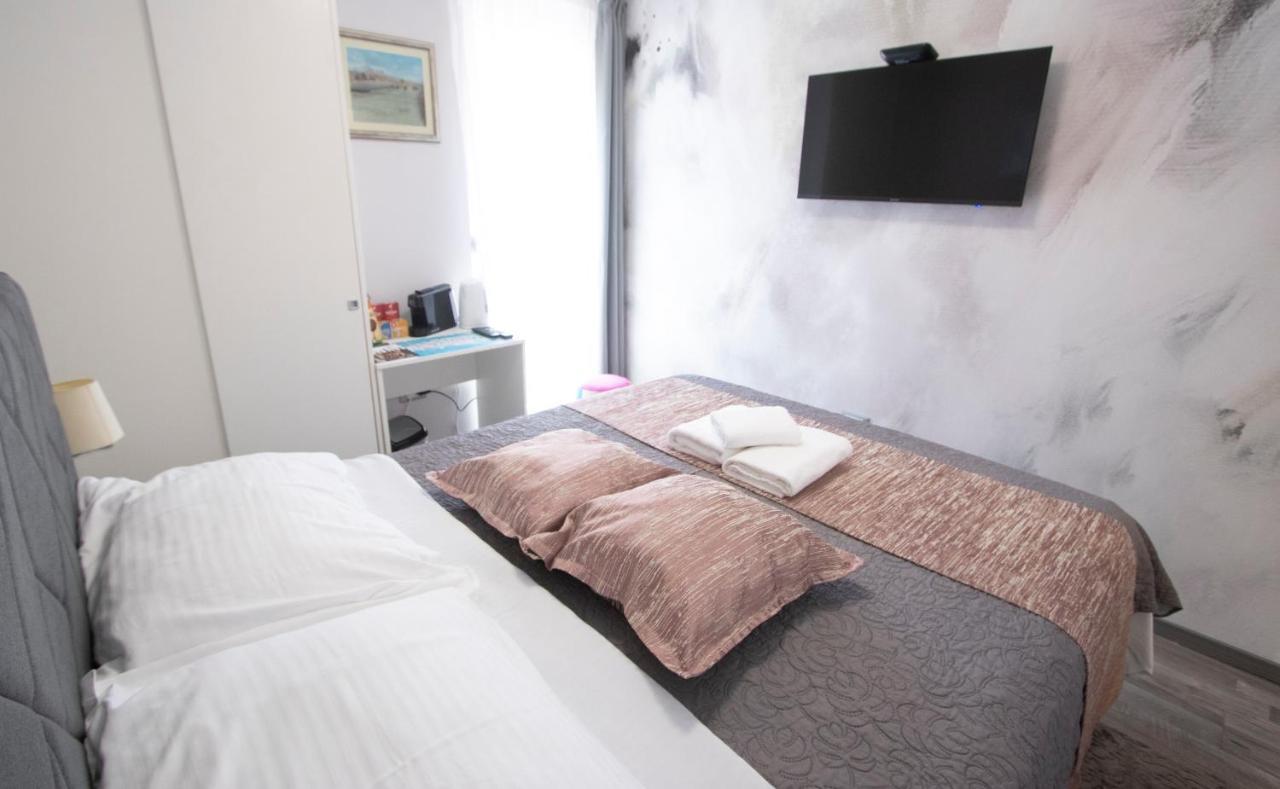 Calm Apartment & Room Zadar Eksteriør bilde